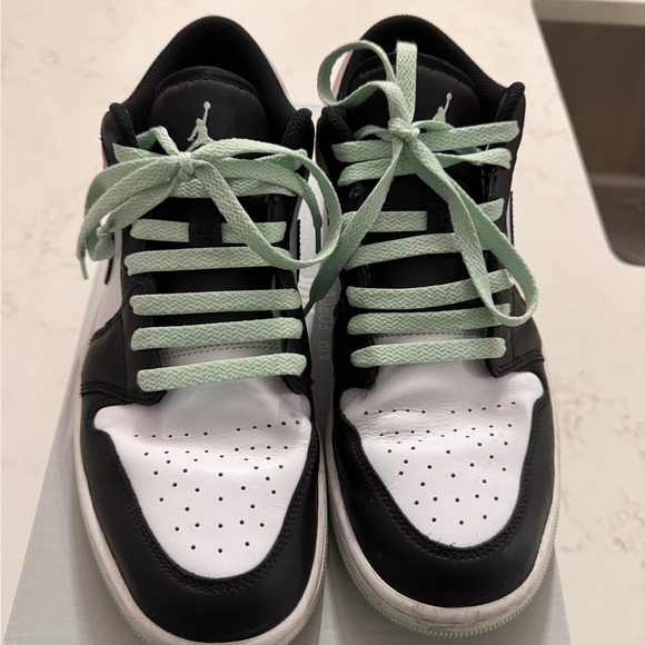 Nike Air Jordan 1 Low SE ‘Tie Dye’ Size 10.5 - Picture 2 of 7